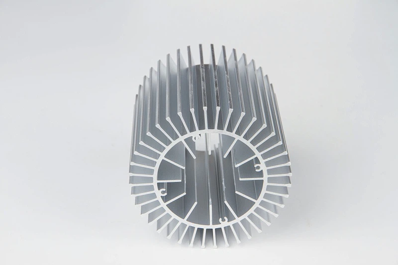 Features and Benefits of Aluminum Sunflower heatsink.jpg